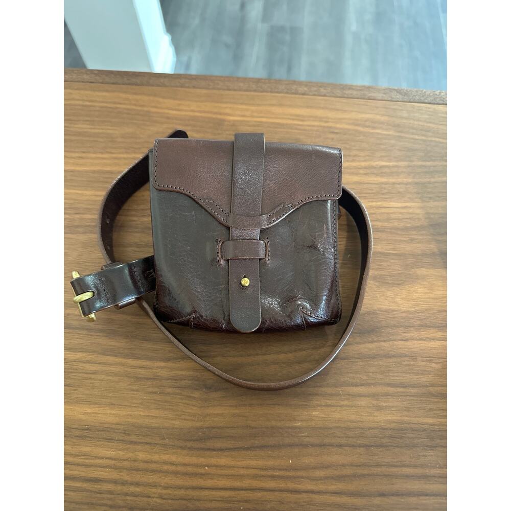 Johnny Farah Leather Belt Bag Size M